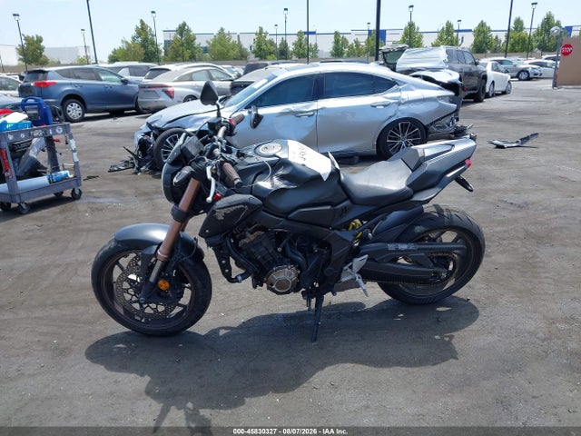 MLHRH0257M5200386 Honda Cb650 Ra