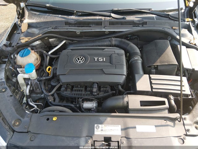 2015 Volkswagen Jetta 1.8t Se მანქანა იყიდება აუქციონზე, vin: 3VWD17AJ0FM421749, აუქციონის ნომერი: 45830355