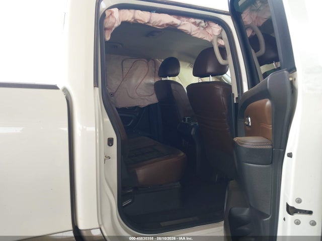 45830358 :رقم المزاد ، 1N6BA1F49HN566840 vin ، 2017 Nissan Titan Xd Platinum Reserve Diesel مزاد بيع