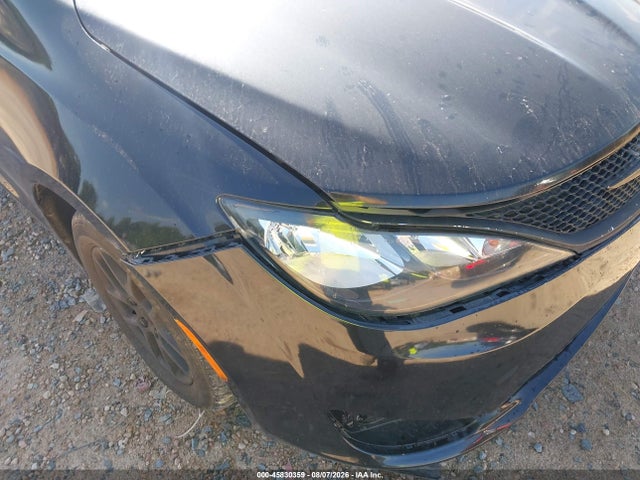 Aukcja sprzedaży 2017 Chrysler Pacifica Touring, vin: 2C4RC1DG7HR623225, numer aukcji: 45830359