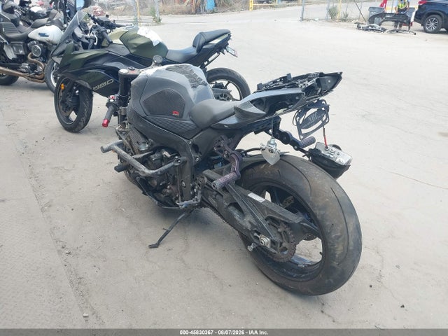 45830367 :رقم المزاد ، JS1GN7FA4S7100289 vin ، 2025 Suzuki Gsx-r600 مزاد بيع