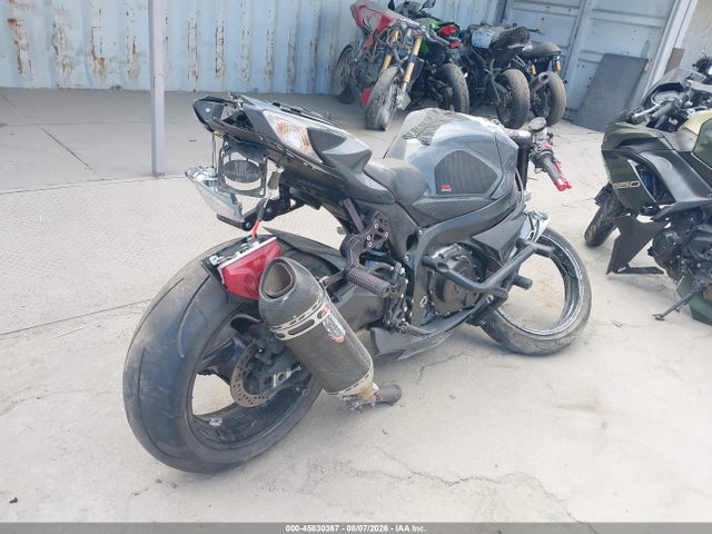45830367 :رقم المزاد ، JS1GN7FA4S7100289 vin ، 2025 Suzuki Gsx-r600 مزاد بيع