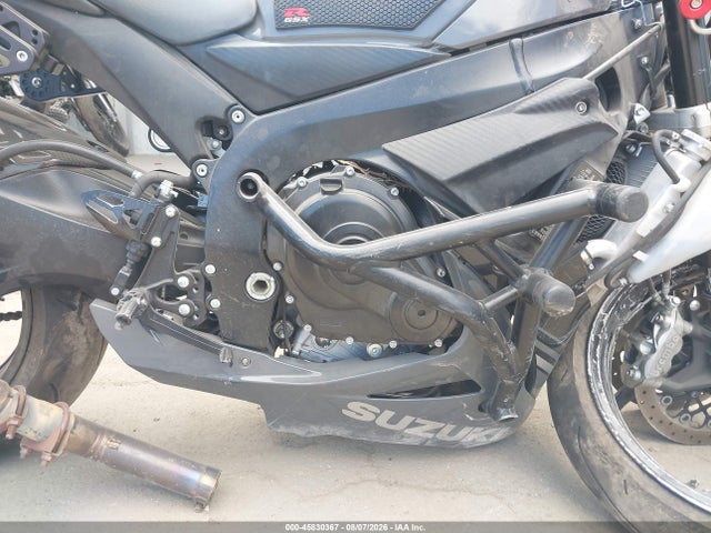 45830367 :رقم المزاد ، JS1GN7FA4S7100289 vin ، 2025 Suzuki Gsx-r600 مزاد بيع