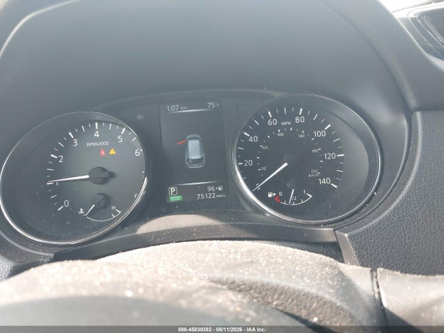 JN8AT2MT1HW395105 Nissan ROGUE S
