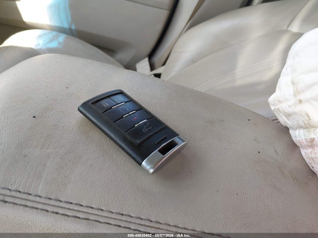 45830402 :رقم المزاد ، 3GYFNAEY0AS519425 vin ، 2010 Cadillac Srx Luxury Collection مزاد بيع
