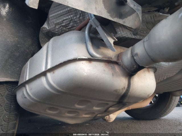Chevrolet Traverse Ls 2018 1GNERFKW8JJ271858 Image 12