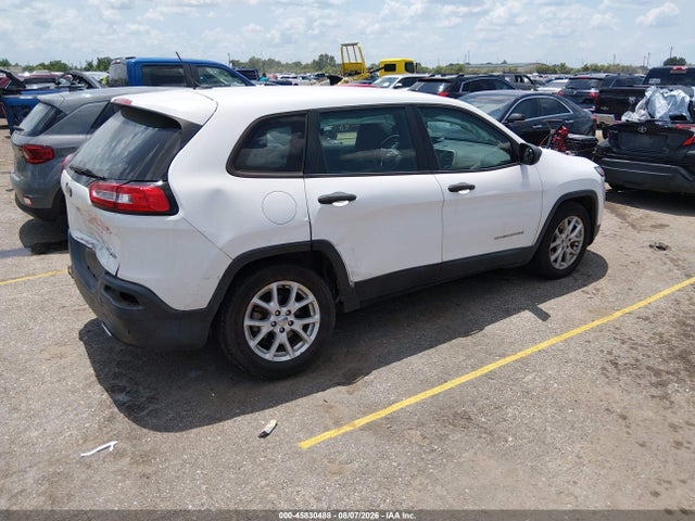 Продажа на аукционе авто 2015 Jeep Cherokee Sport, vin: 1C4PJLAB4FW611698, номер лота: 45830488