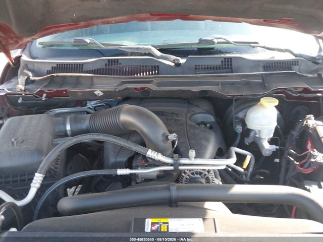 45830580 :رقم المزاد ، 1C6RR6LT4JS200107 vin ، 2018 Ram 1500 Slt مزاد بيع