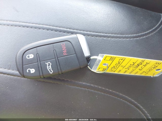 45830607 :رقم المزاد ، 2B3CL3CG7BH520758 vin ، 2011 Dodge Charger مزاد بيع