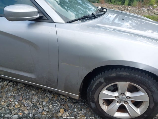 45830607 :رقم المزاد ، 2B3CL3CG7BH520758 vin ، 2011 Dodge Charger مزاد بيع