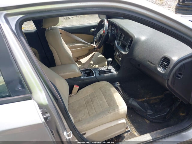45830607 :رقم المزاد ، 2B3CL3CG7BH520758 vin ، 2011 Dodge Charger مزاد بيع