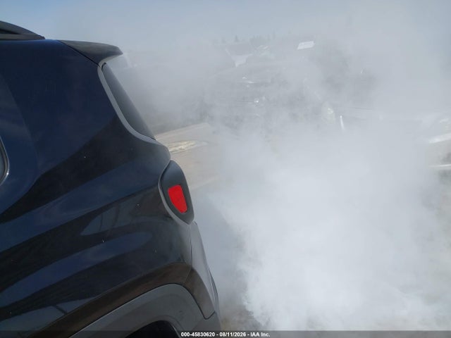 ZACCJABH9FPB90015 Jeep Renegade Latitude