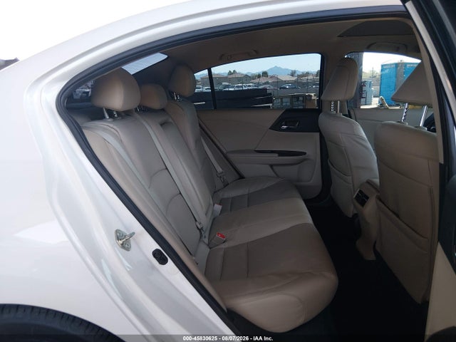 45830625 :رقم المزاد ، 1HGCR2F92HA225290 vin ، 2017 Honda Accord Ex-l مزاد بيع