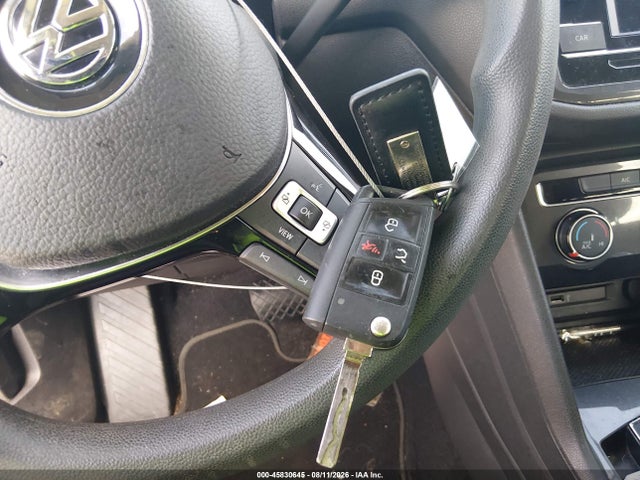 45830645 :رقم المزاد ، 3VV1B7AX6KM059395 vin ، 2019 Volkswagen Tiguan 2.0t S مزاد بيع