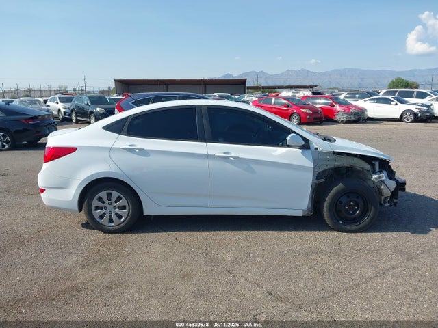 Hyundai ACCENT SE 2017 KMHCT4AE6HU330036 Image 14