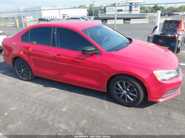 45830679 :رقم المزاد ، 3VWD17AJ0FM355543 vin ، 2015 Volkswagen Jetta 1.8t Se مزاد بيع