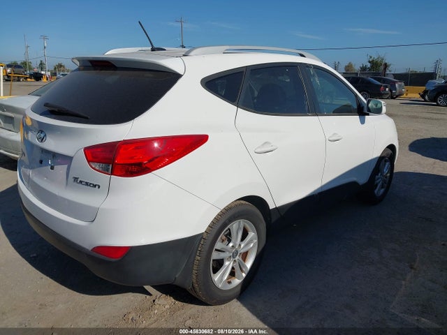 45830682 :رقم المزاد ، KM8JU3AC2DU753901 vin ، 2013 Hyundai Tucson Gls مزاد بيع