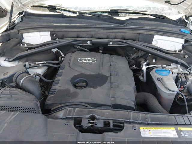 WA1C2AFP0HA070793 Audi Q5 2.0t Premium