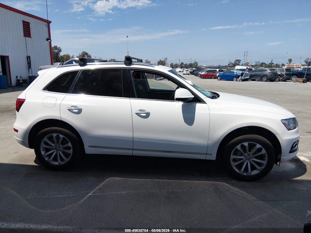 WA1C2AFP0HA070793 Audi Q5 2.0t Premium
