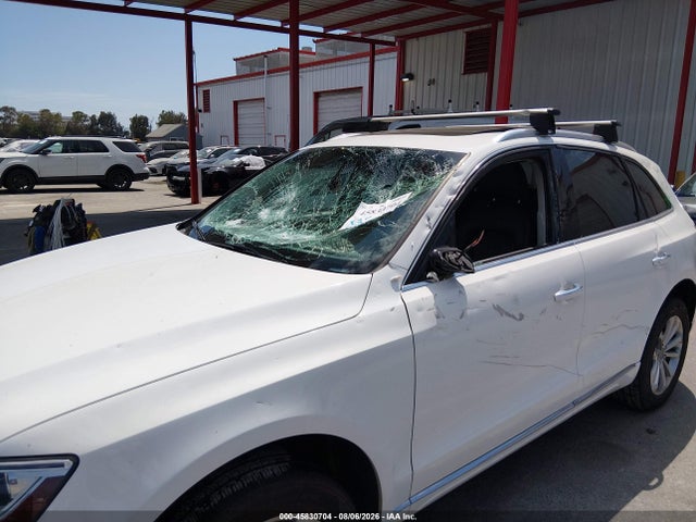 WA1C2AFP0HA070793 Audi Q5 2.0t Premium
