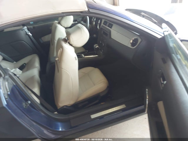 Продажа на аукционе авто 2012 Ford Mustang V6 Premium, vin: 1ZVBP8EM5C5286317, номер лота: 45830720