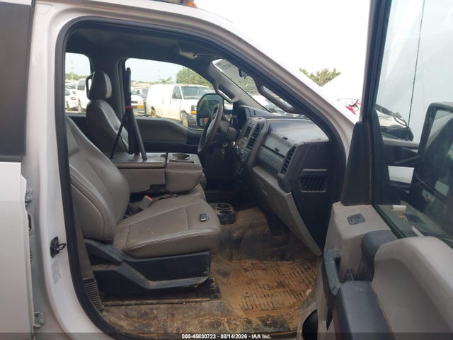 Auction sale of the 2019 Ford F-550 Chassis Xl, vin: 1FD0W5GT8KEC46386, lot number: 45830723