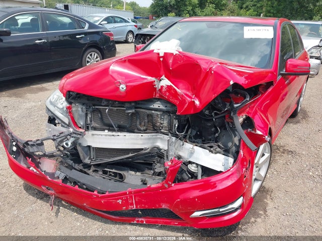 Продаж на аукціоні авто 2012 Mercedes-benz C 300 Sport 4matic, vin: WDDGF8BB5CR210917, номер лоту: 45830791