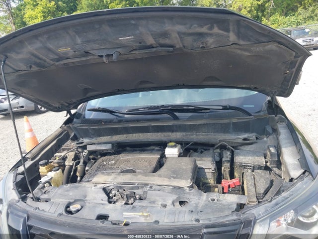 45830823 :رقم المزاد ، 5N1DR2MM7JC649953 vin ، 2018 Nissan Pathfinder Sl مزاد بيع