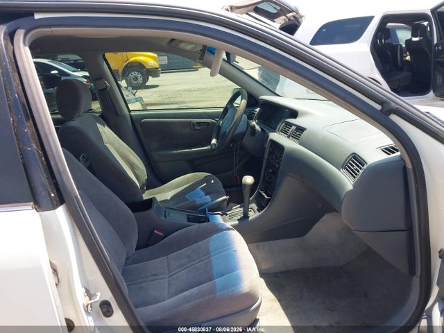1999 Toyota Camry Le მანქანა იყიდება აუქციონზე, vin: 4T1BG22K6XU886709, აუქციონის ნომერი: 45830837