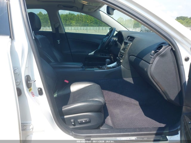Продажа на аукционе авто 2010 Lexus Is 250, vin: JTHCF5C2XA2033758, номер лота: 45830845