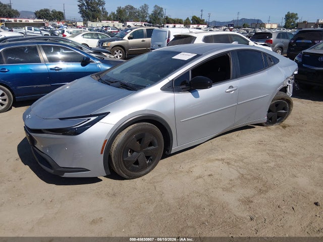 Toyota Prius Le 2024 JTDACAAU7R3037934 Image 2