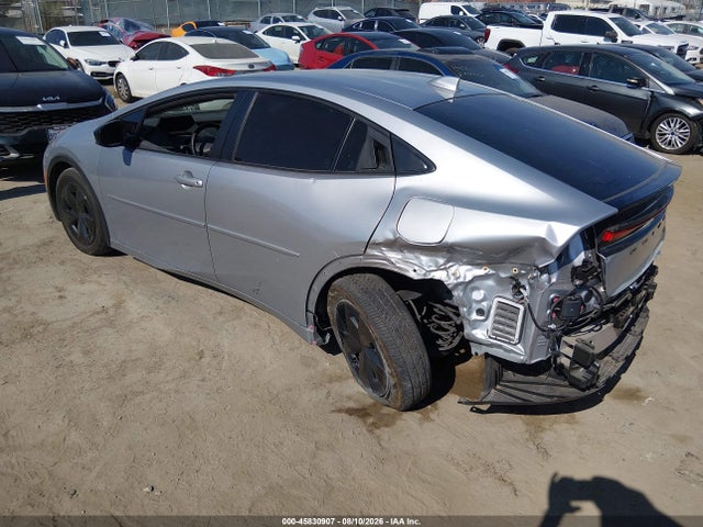 Toyota Prius Le 2024 JTDACAAU7R3037934 Image 3