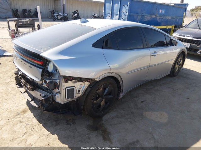 Toyota Prius Le 2024 JTDACAAU7R3037934 Image 4