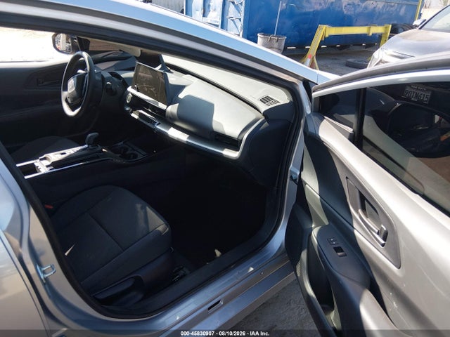 Toyota Prius Le 2024 JTDACAAU7R3037934 Image 5