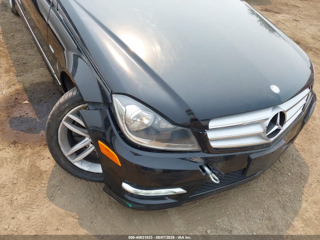 Aukcja sprzedaży 2012 Mercedes-benz C 250 Sport, vin: WDDGF4HB9CA710352, numer aukcji: 45831023