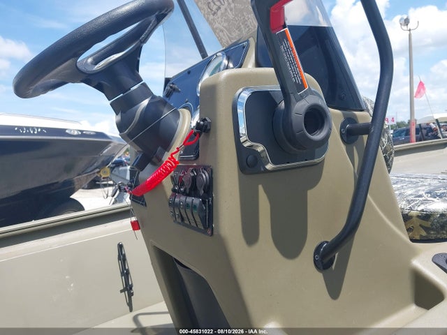 Tracker Other 2025 BUJ21353H425 Image 11