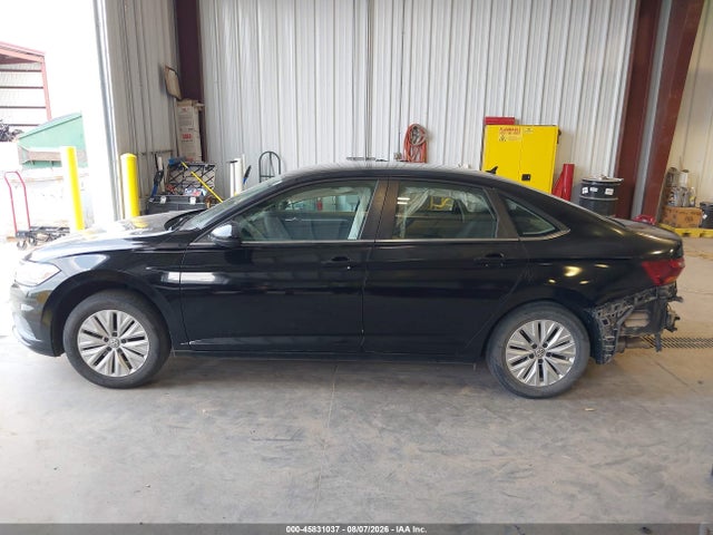 Aukcja sprzedaży 2019 Volkswagen Jetta 1.4t R-line/1.4t S/1.4t Se, vin: 3VWC57BU9KM081956, numer aukcji: 45831037