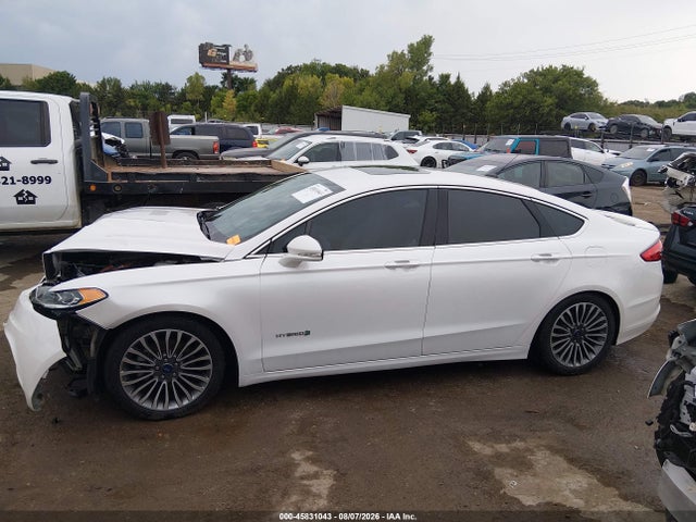2017 Ford Fusion Hybrid Titanium მანქანა იყიდება აუქციონზე, vin: 3FA6P0RU9HR317515, აუქციონის ნომერი: 45831043
