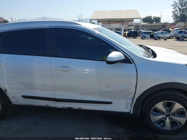 Продажа на аукционе авто 2021 Kia Niro Lx, vin: KNDCB3LC4M5471804, номер лота: 45831054