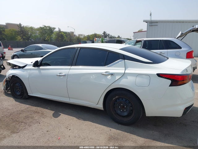 1N4BL4BVXLC199759 Nissan Altima S Fwd