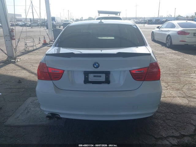 45831134 :رقم المزاد ، WBAPH5C51BA442940 vin ، 2011 Bmw 328i مزاد بيع