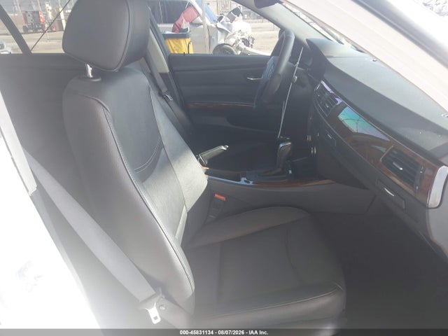45831134 :رقم المزاد ، WBAPH5C51BA442940 vin ، 2011 Bmw 328i مزاد بيع