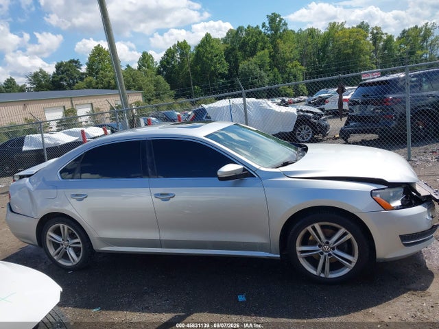 2014 Volkswagen Passat 2.0l Tdi Se მანქანა იყიდება აუქციონზე, vin: 1VWBN7A3XEC079174, აუქციონის ნომერი: 45831139