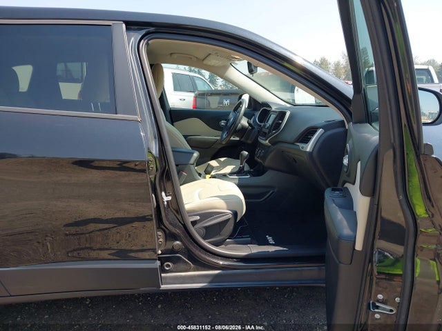 45831152 :رقم المزاد ، 1C4PJMAB0GW353753 vin ، 2016 Jeep Cherokee Sport مزاد بيع