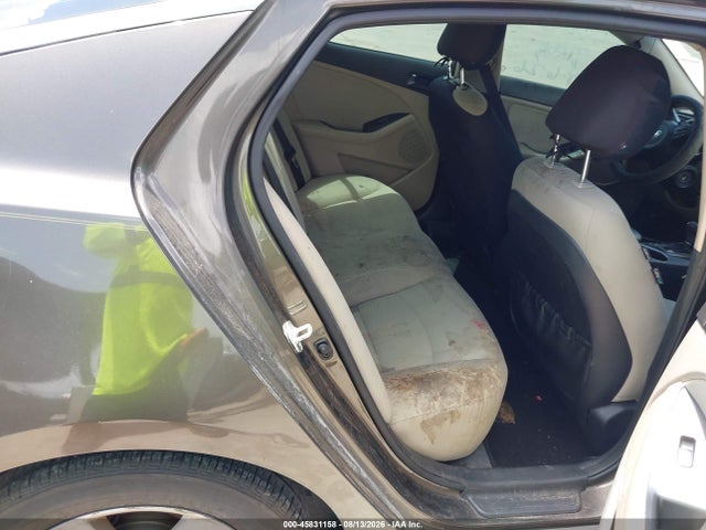 KIA Optima Lx 2014 5XXGM4A73EG311739 Image 8