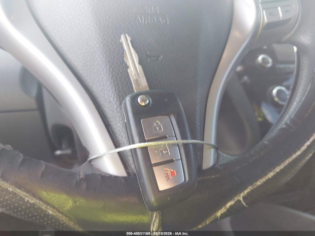 45831169 :رقم المزاد ، JN8AT2MT1GW022581 vin ، 2016 Nissan Rogue S مزاد بيع