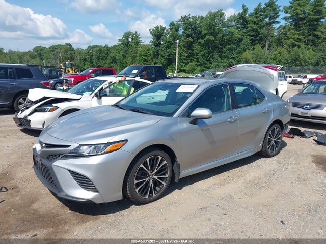 Toyota CAMRY SE 2018 4T1B11HK8JU150204 Image 2
