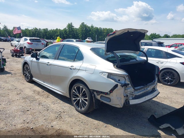 Toyota CAMRY SE 2018 4T1B11HK8JU150204 Image 3