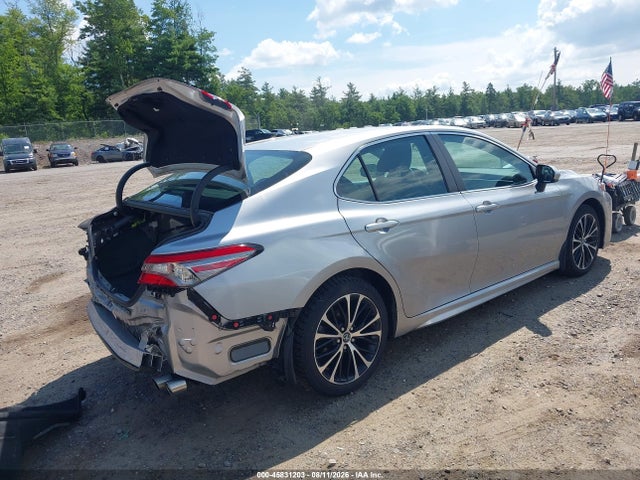 Toyota CAMRY SE 2018 4T1B11HK8JU150204 Image 4