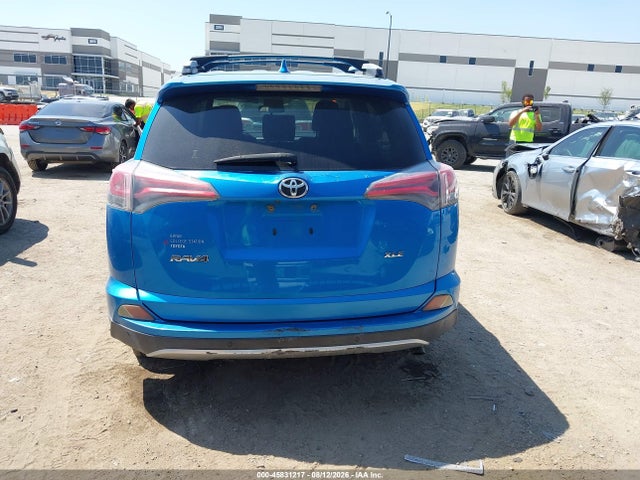 2016 Toyota Rav4 Xle მანქანა იყიდება აუქციონზე, vin: JTMWFREV2GD084178, აუქციონის ნომერი: 45831217